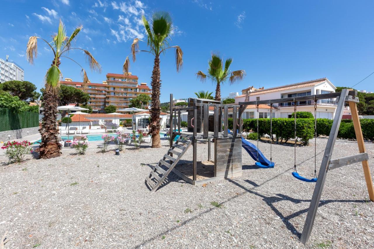 Malgrat De Mar Beachfront Village מראה חיצוני תמונה