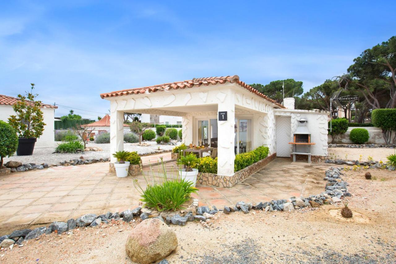 Malgrat De Mar Beachfront Village חדר תמונה